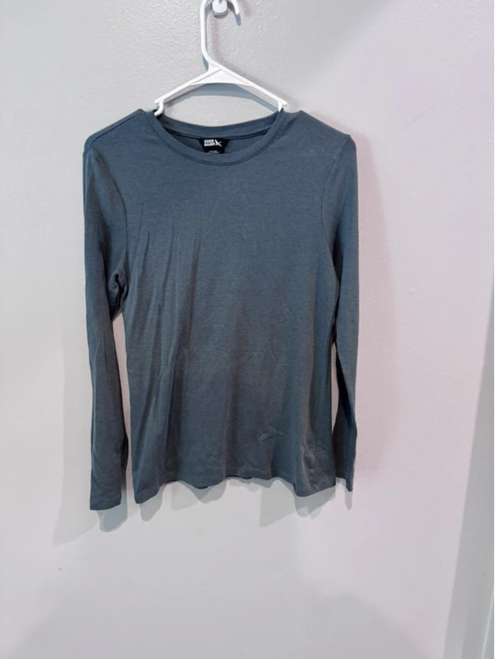 Eddie Bauer M stretchy women’s top